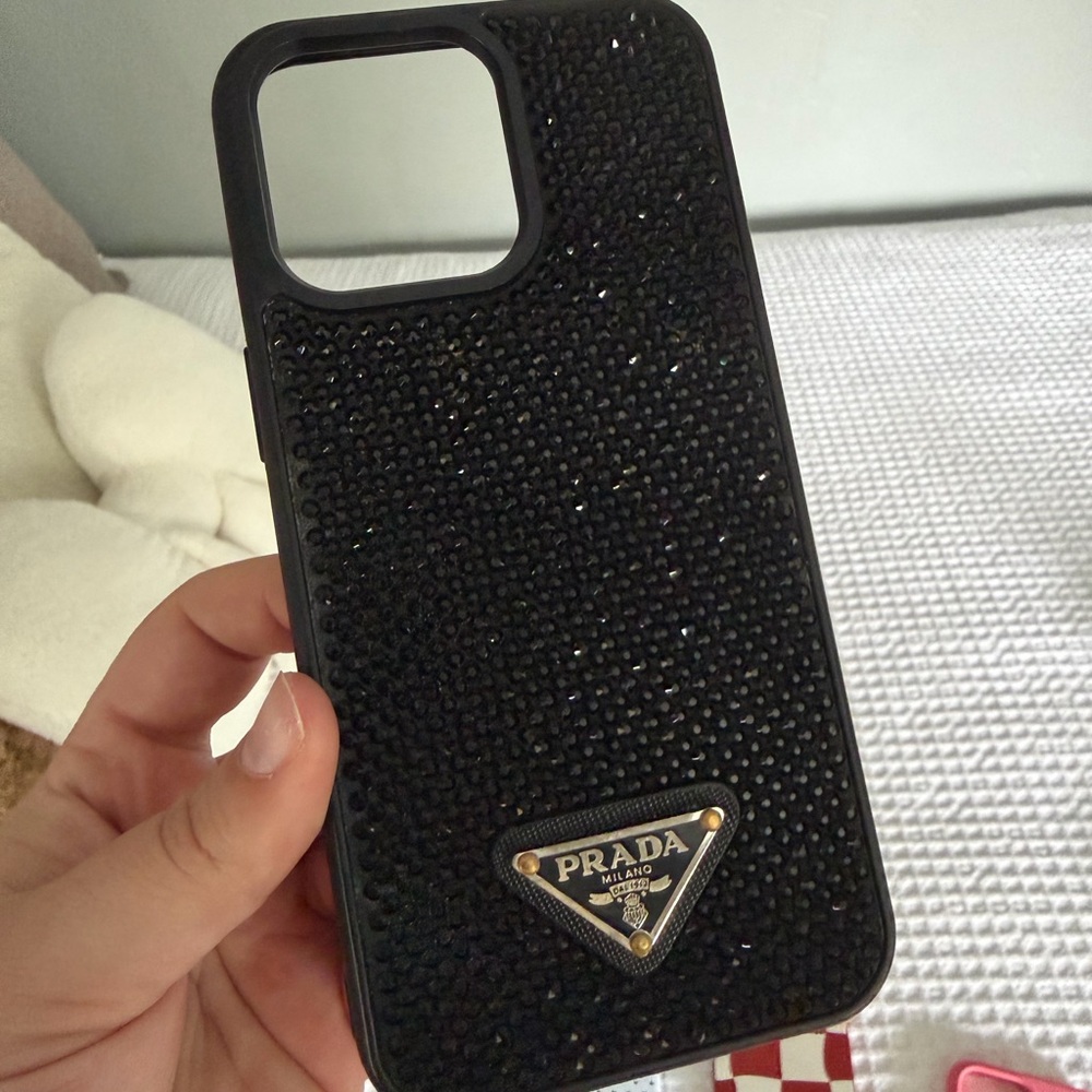 iPhone 15 Pro Max Cases - Picture 3 of 7